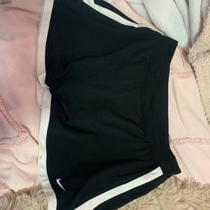 Nike black tennis skirt